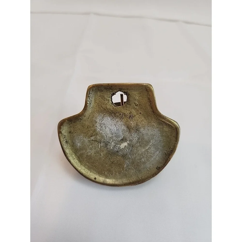 Vintage Solid Brass Metal Clamshell‎ Scallop Shell Letter Towel Holder Heavy